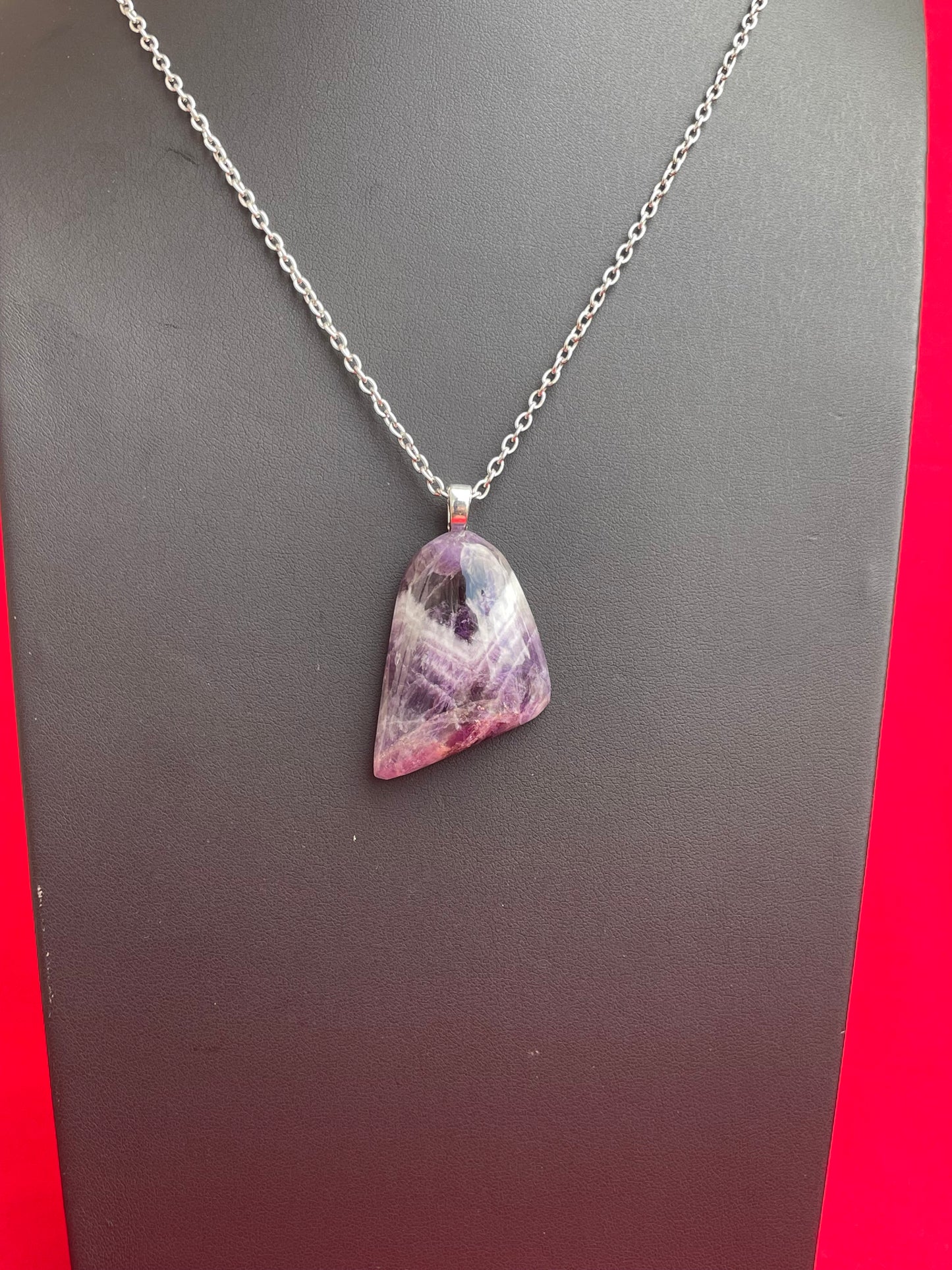 AMTH0016 Banded Amethyst Pendant on Silver Chain