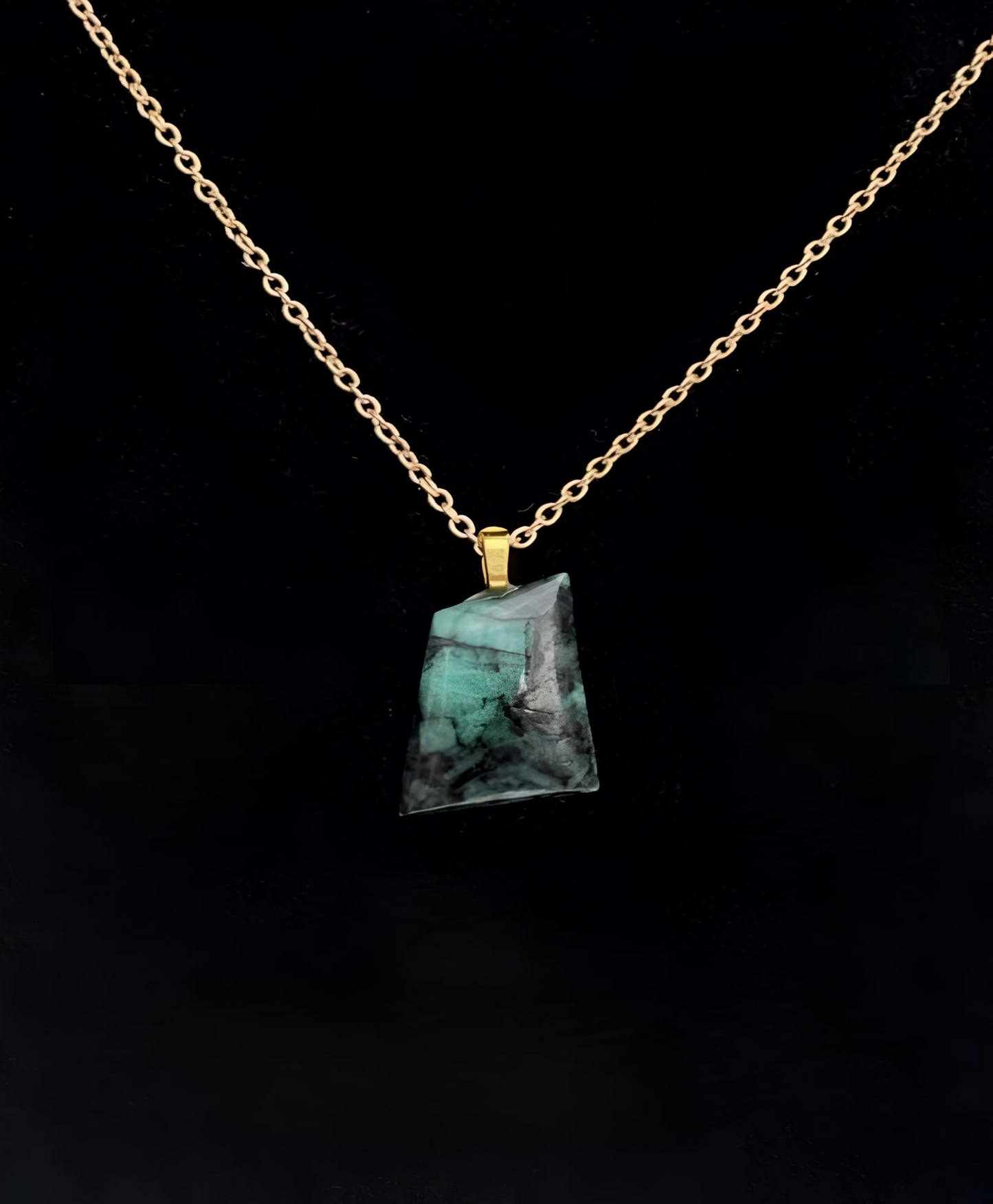 EM0001 Freeform North Carolina Emerald Pendant With Gold Chain