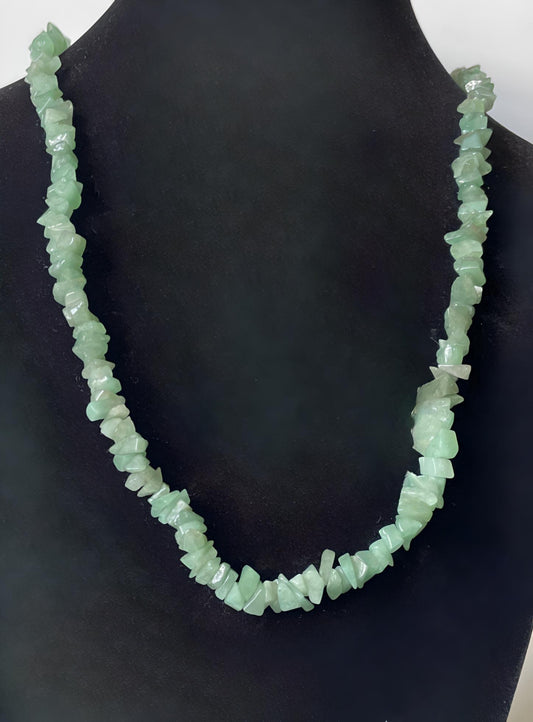 NECK0008 Green Stone Chip Necklace