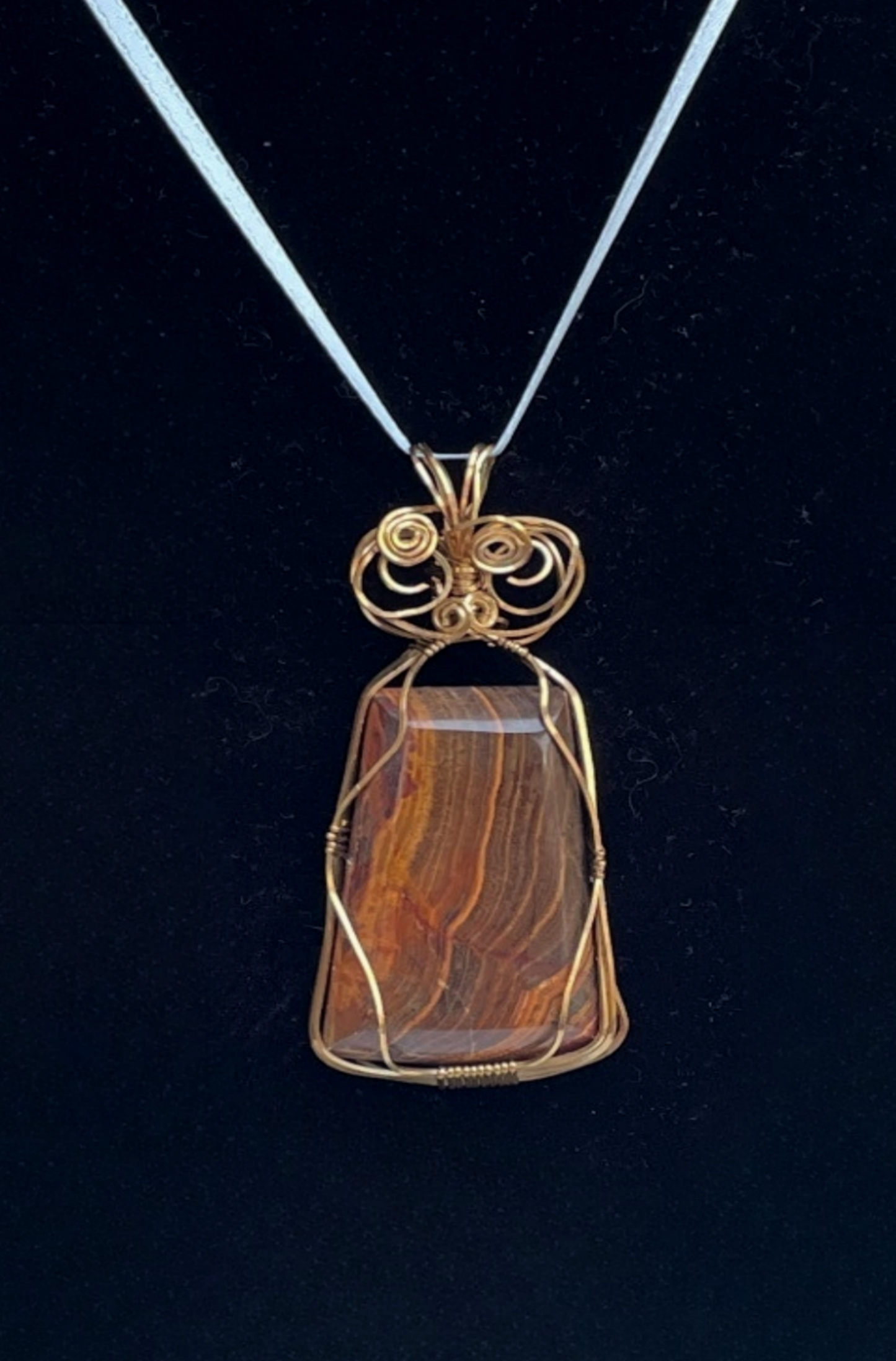 PW0002 Petrified Wood Pendant in Gold Wire