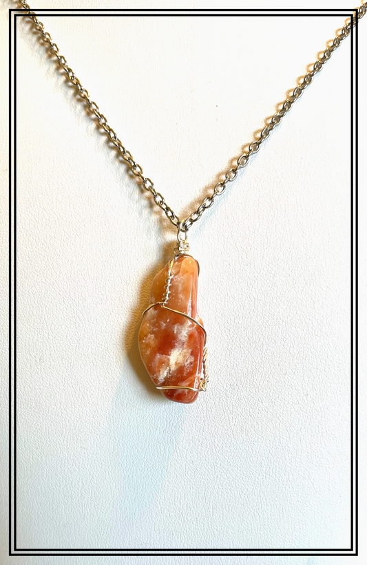 QZ0013 Tumble-Polished Orange Quartz In Silver-Colored Wire With Chain