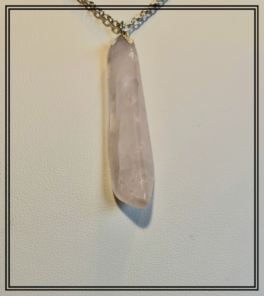 QZ0014 Tumble-polished Quartz Stone Pendant on Silver-Colored Chain Necklace