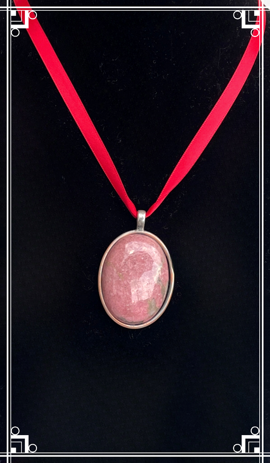 RH0003 Beautiful, Deep Pink Rhodonite 40x30 Pendant in Antiqued Yellow Brass Bezel