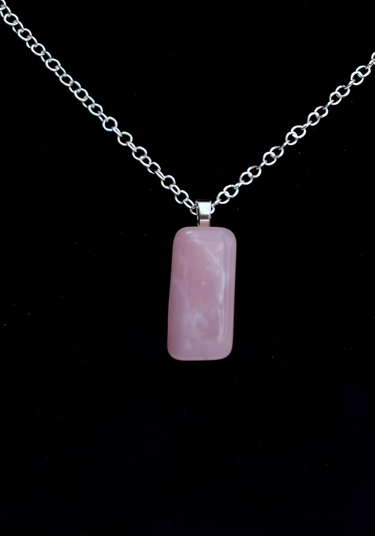 RQ0001 Pretty Rose Quartz Pendant, Bright Silver Chain