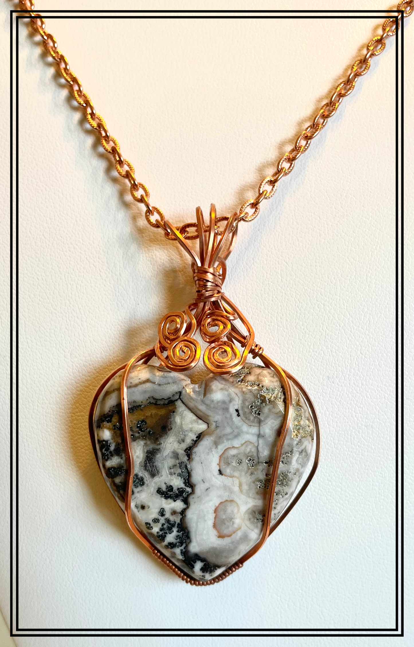 SLO0006 Large Silver Lace Onyx Heart In Bright Copper Wire and Chain